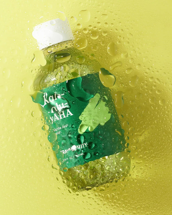 Kale-Lalu-yAHA exfoliator with formula being dripped on bottle